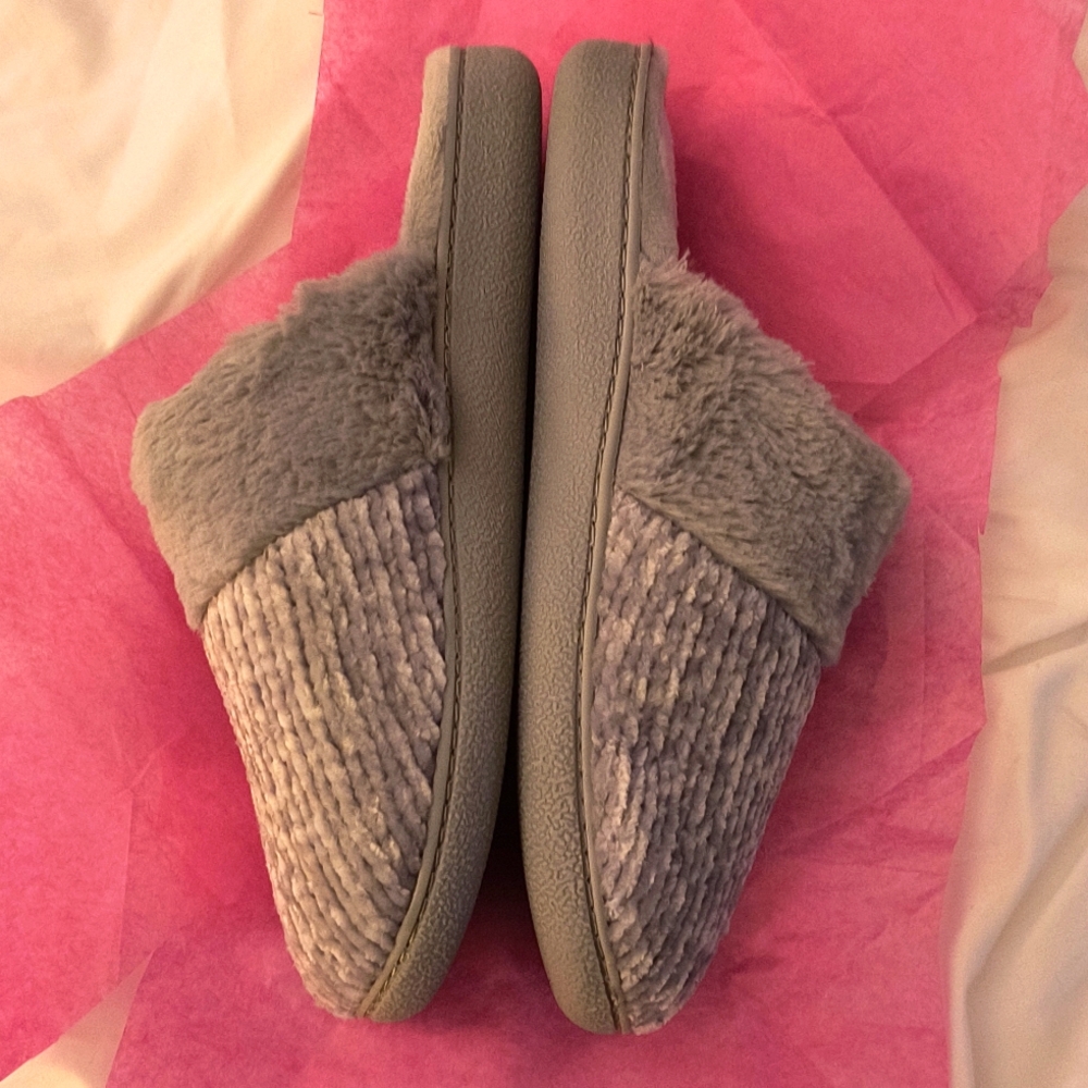 Dearfoams NWOT Gray Slippers Size 7/8 - Picture 4 of 6